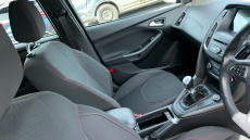 Ford Focus 1.0 EcoBoost 140 ST-Line Navigation 5dr Petrol Hatchback